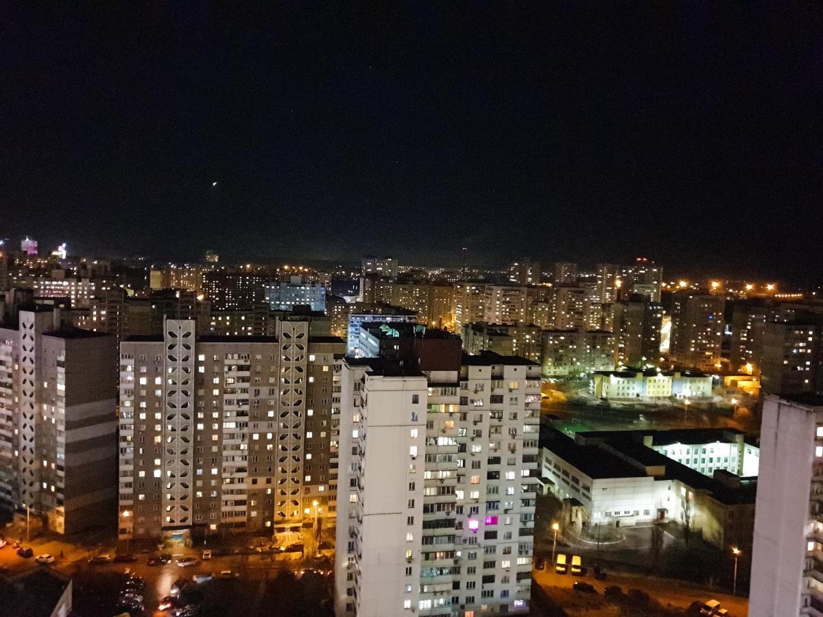 Шикарные Апартаменты 3 Минуты Пешком От М Позняки Kiev Extérieur photo
